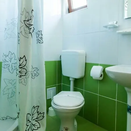 Sea Star Albergue *